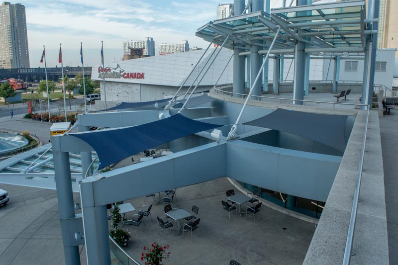 TensArch Sails in Downtown Toronto